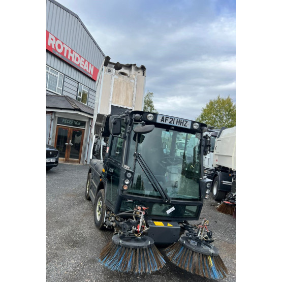 2021 SCHMIDT 200+ in Compact Sweepers