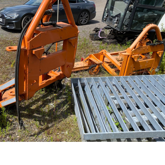 0 SCHMIDT MAGNETIC BAR in Other Sweepers