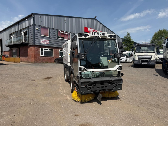 2021 BUCHER CITYCAT V20 in Compact Sweepers