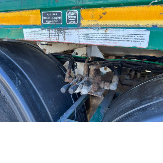 2010 WHALE MILD STEEL WASTE DISPOSAL TANK in Vacuum Tankers Trailers
