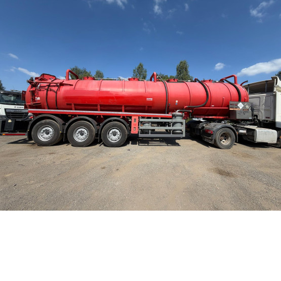 2003 WHALE WASTE DISPOSAL TANKER in Vacuum Tankers Trailers