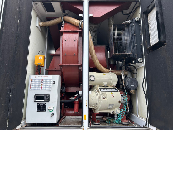 2017 MERCEDES RSP VACUUM EXCAVATOR ESE 6RD 8000L in Gulley Suckers and Jetters