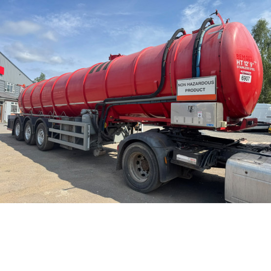 2004 WHALE WASTE DISPOSAL TANKER in Vacuum Tankers Trailers