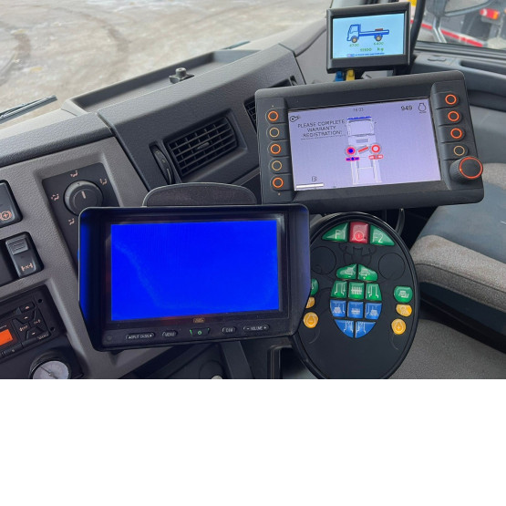 2017 VOLVO FL250 ROAD SWEEPER in Truck Mounted Sweepers