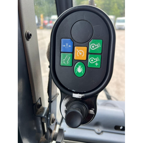 2020 SCARAB M25H in Compact Sweepers