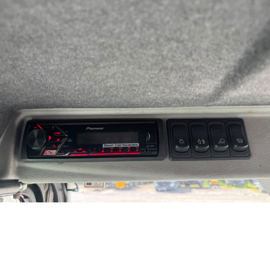 2018 JOHNSTON CX201 in Compact Sweepers