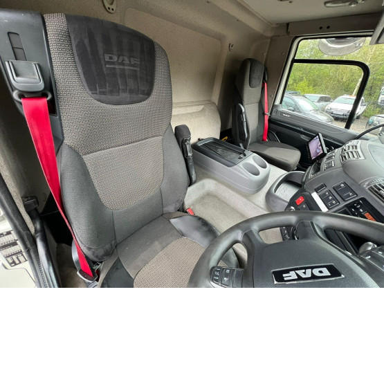 2017 DAF CF330 in Curtain Siders Rigid Vehicles