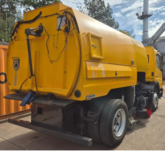 2010 MERCEDES ATEGO1324 BLUETEC 5 ROAD SWEEPER in Truck Mounted Sweepers