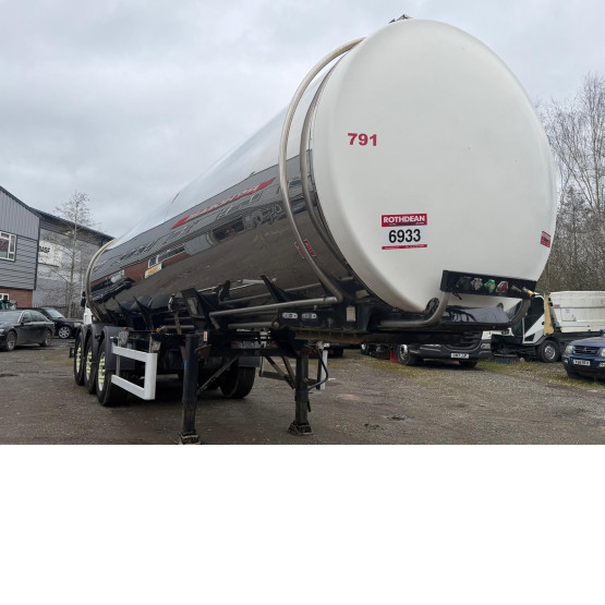 2009 Clayton Stainless Steel Milk Tanker in Food & Chemical Tankers Trailers