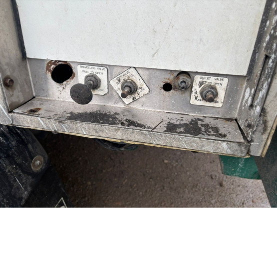 2006 CROSSLAND  in Vacuum Tankers Trailers