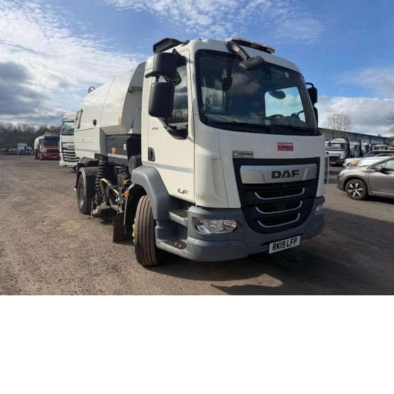 2019 DAF / JOHNSTON LF 230 FA in Truck Mounted Sweepers