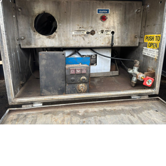 2004 Rothdean VACUUM TANKER in Vacuum Tankers Trailers