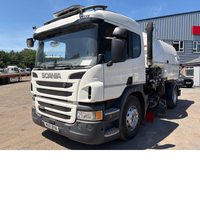 2017 SCANIA P250